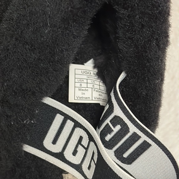UGG Fluff Yeah Slides NWOT - Picture 4 of 5